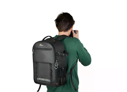 Lowepro Fotorucksack Adventura BP 300 III Schwarz
