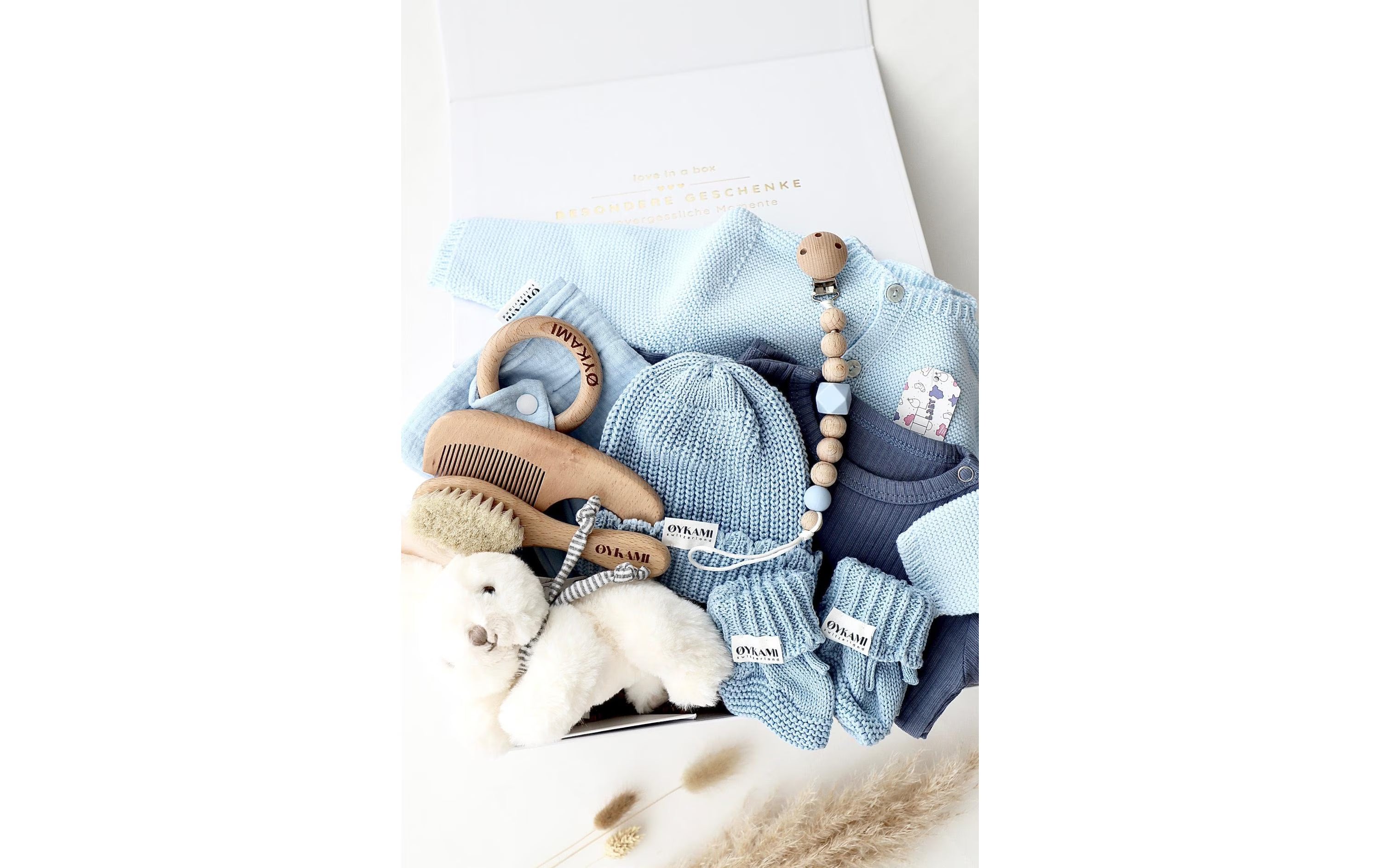 Oykami Baby Geschenkbox Blau «Verona» Hase Weiss