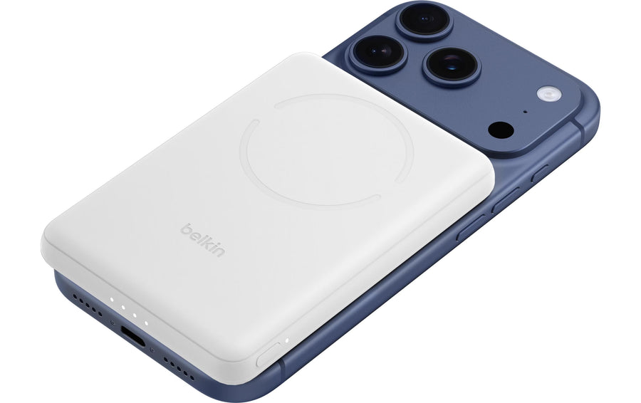 Belkin BoostCharge Slim Magnetisch, 5000 mAh, Qi2, Ständer