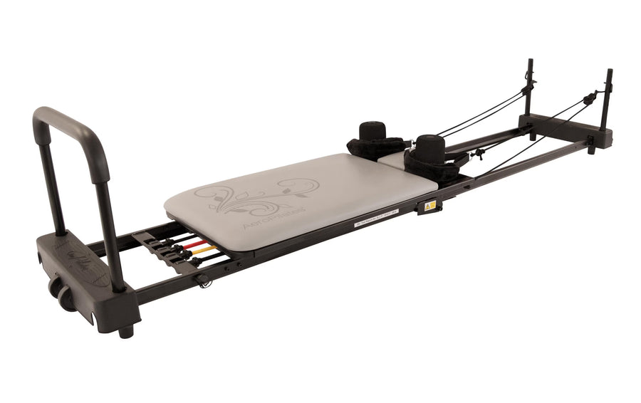 Aero Pilates Reformer 435 Plus mit ausgestellter Fussstange Grau