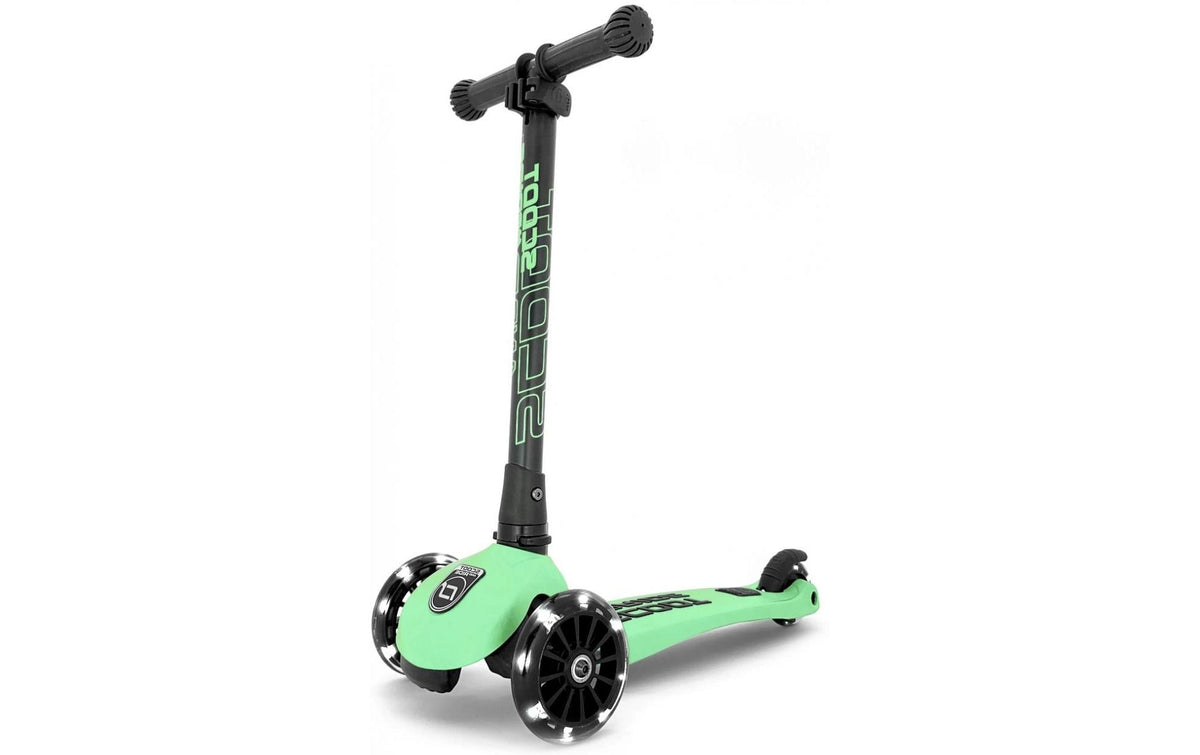 Scoot and Ride Highwaykick 3 LED Kiwi