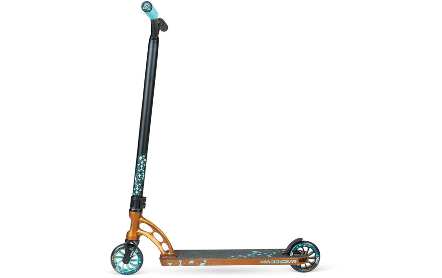 Madd Gear MGO 500 Deltoid Freestyle Scooter Deltoid