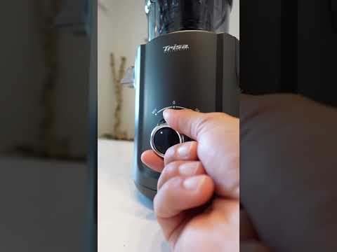 Trisa Entsafter Slow Flow Juice Anthrazit - Video 4