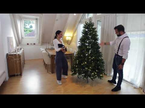 Botanic-Haus Weihnachtsbaum De Luxe 144 LEDs Easy Shape 90 cm - Video 1